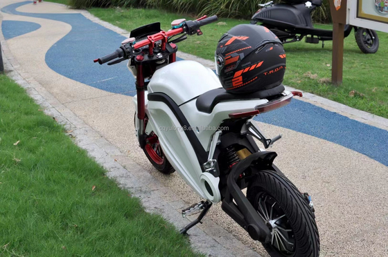 2000W/3000W/5000W Potencia del motor 72V Motocicleta eléctrica para carreras a alta velocidad