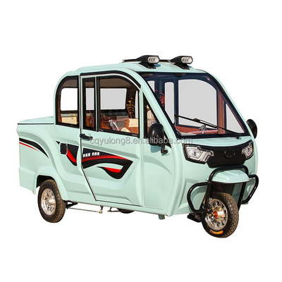 Triciclo eléctrico totalmente cerrado para tirar de mercancías 60V Voltagem 30-50km Kilometraje de conducción