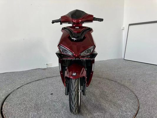 Potente moto eléctrica de 1500W/2000W con doble freno de disco y neumático de 12 pulgadas