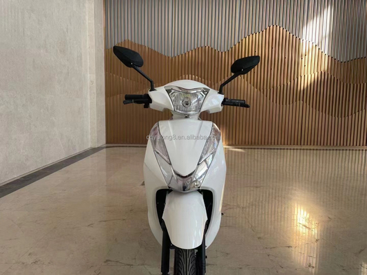 72v Batería de litio Scooter eléctrico Motocicleta para adultos Carga máxima 200kg Pantalla LCD