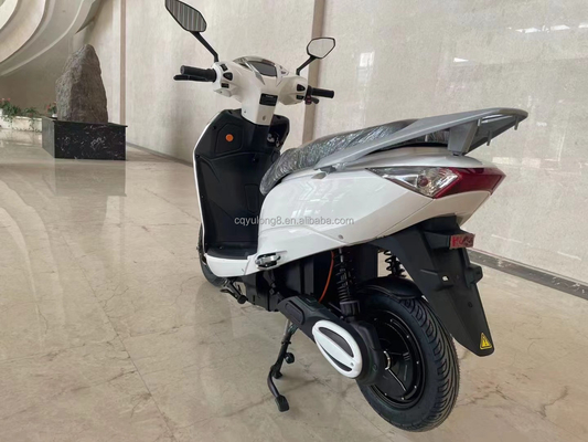 72v Batería de litio Scooter eléctrico Motocicleta para adultos Carga máxima 200kg Pantalla LCD