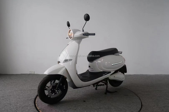 500W/1000W/1500W/2000W Scooter eléctrico sin escobillas para adultos Velocidad máxima 40 60km/h