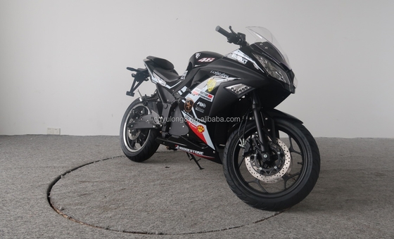 Motocicleta eléctrica de carreras de 3000W con certificación CEE y batería de larga duración