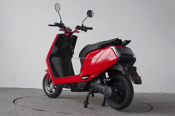 Potente motocicleta eléctrica para adultos velocidad máxima 40 60km/h carga máxima 200kg modelo de 800W